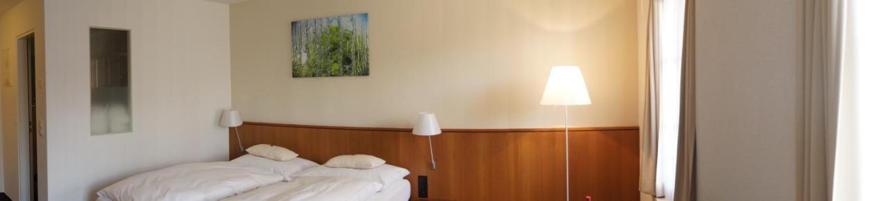 Gasthof Zum Roten Lowen Hotel Rohrdorf ภายนอก รูปภาพ
